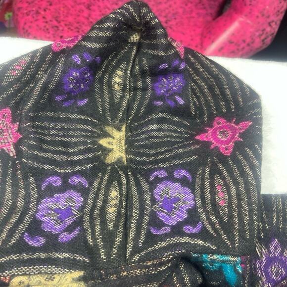 Pyramid Collection Hooded Cape Size OS MSY Black Multi Boho Embroidered Ethnic - Picture 2 of 8